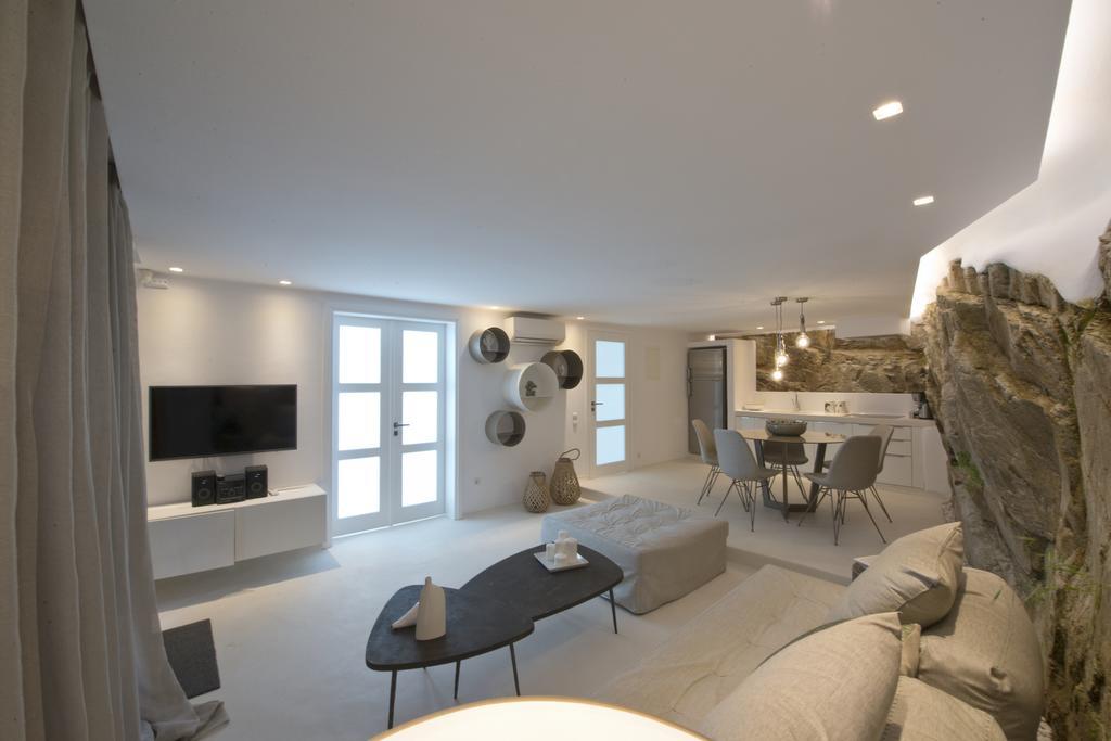 Diles Villas & Suites Mykonos Tourlos Esterno foto