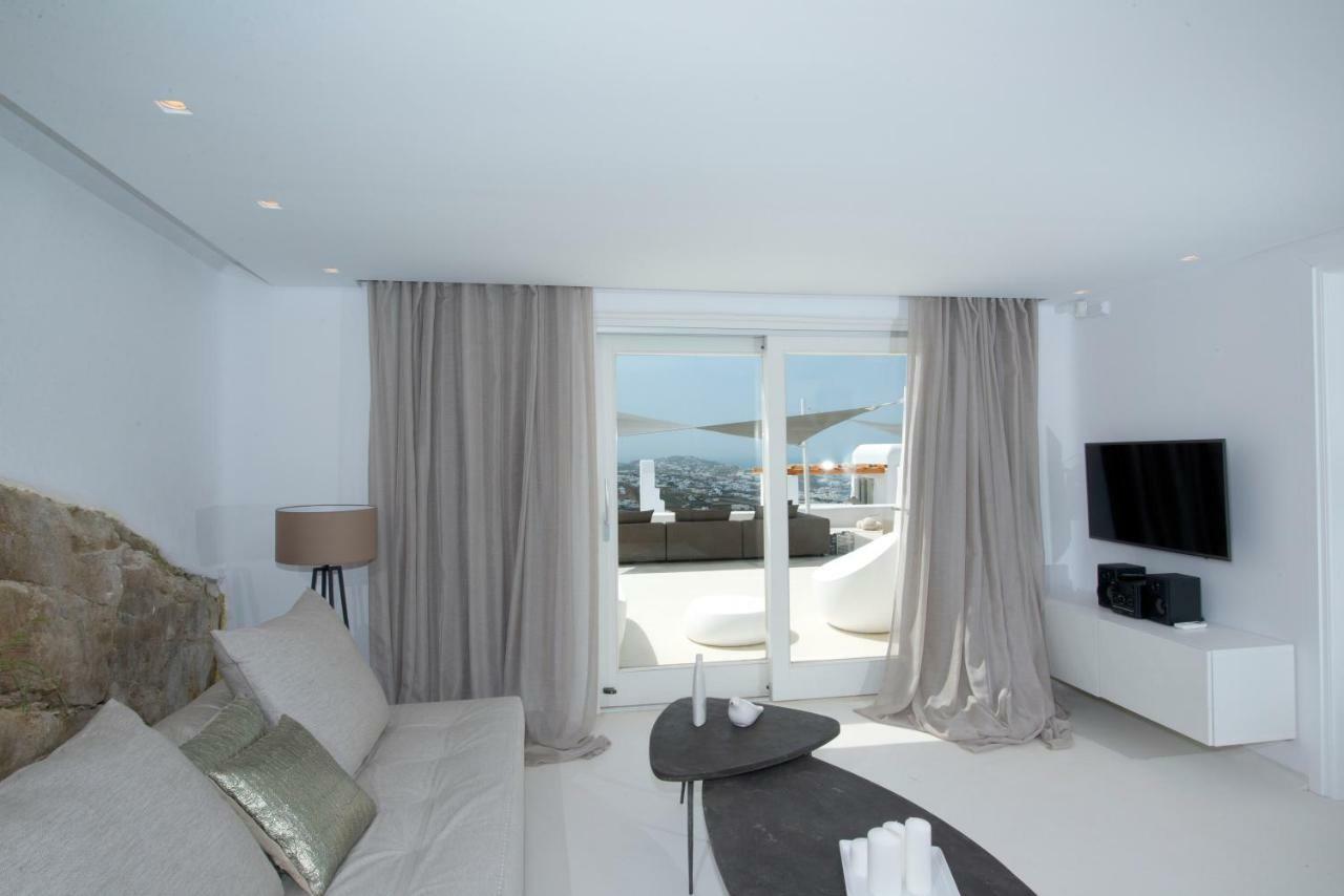 Diles Villas & Suites Mykonos Tourlos Esterno foto