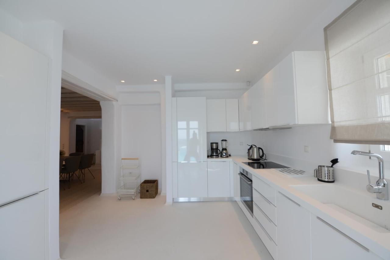 Diles Villas & Suites Mykonos Tourlos Esterno foto